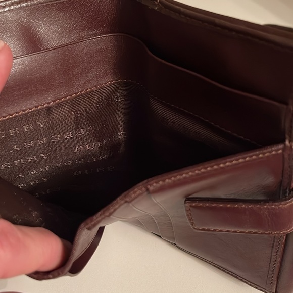 Burberry wallet - Picture 5 of 11
